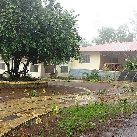 Prakruti Agro Farm Hotel Jawhār Exterior foto