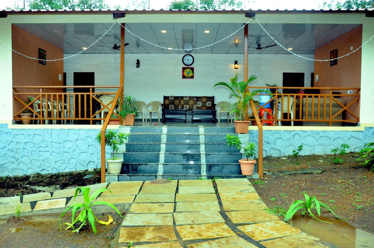 Prakruti Agro Farm Hotel Jawhār Exterior foto