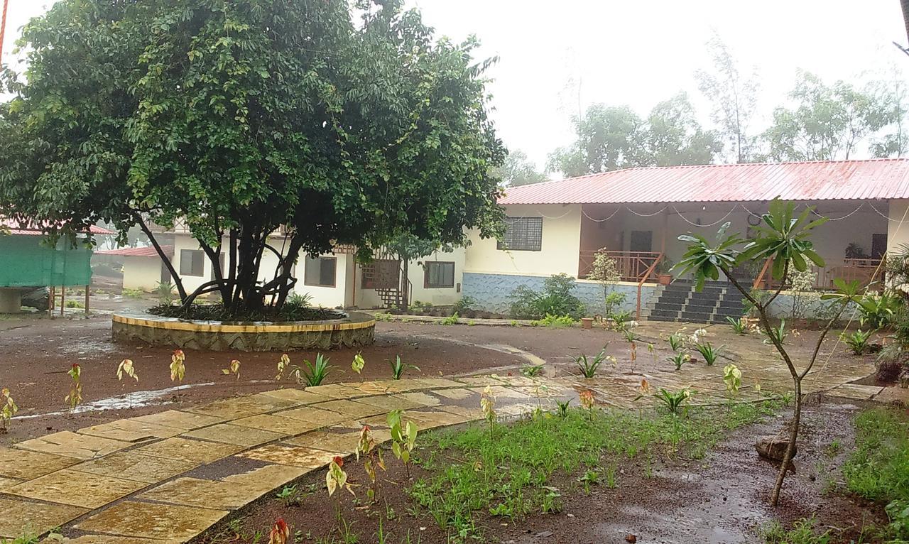 Prakruti Agro Farm Hotel Jawhār Exterior foto